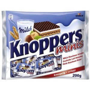 Bánh xốp socola Knoppers minis 200g
